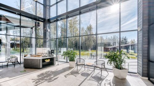 Ресторан шведской линии INTERVIEW